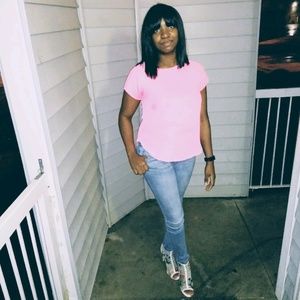 Meet your Posher, Monique